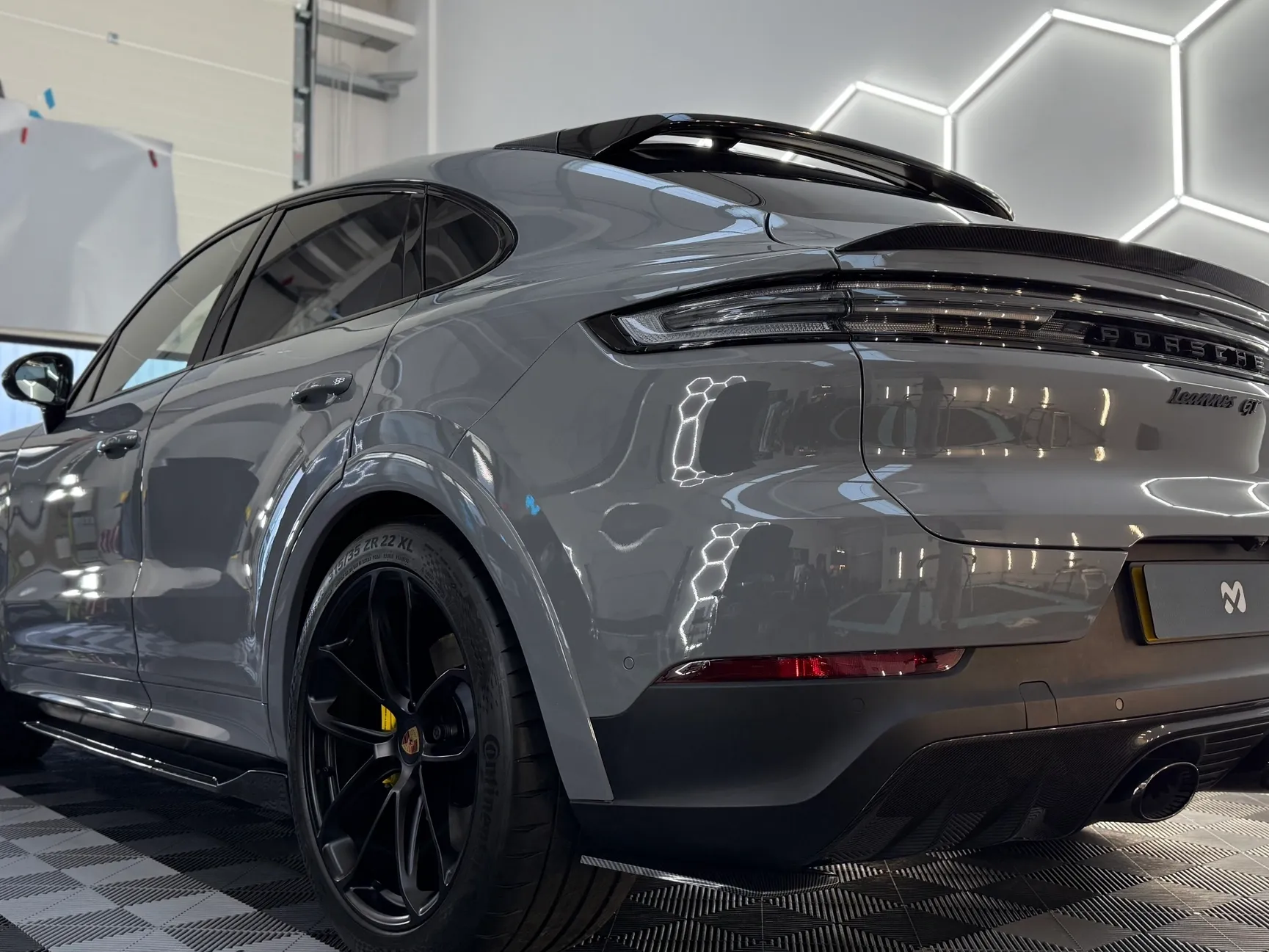 Porsche Cayenne GTS — Image 3